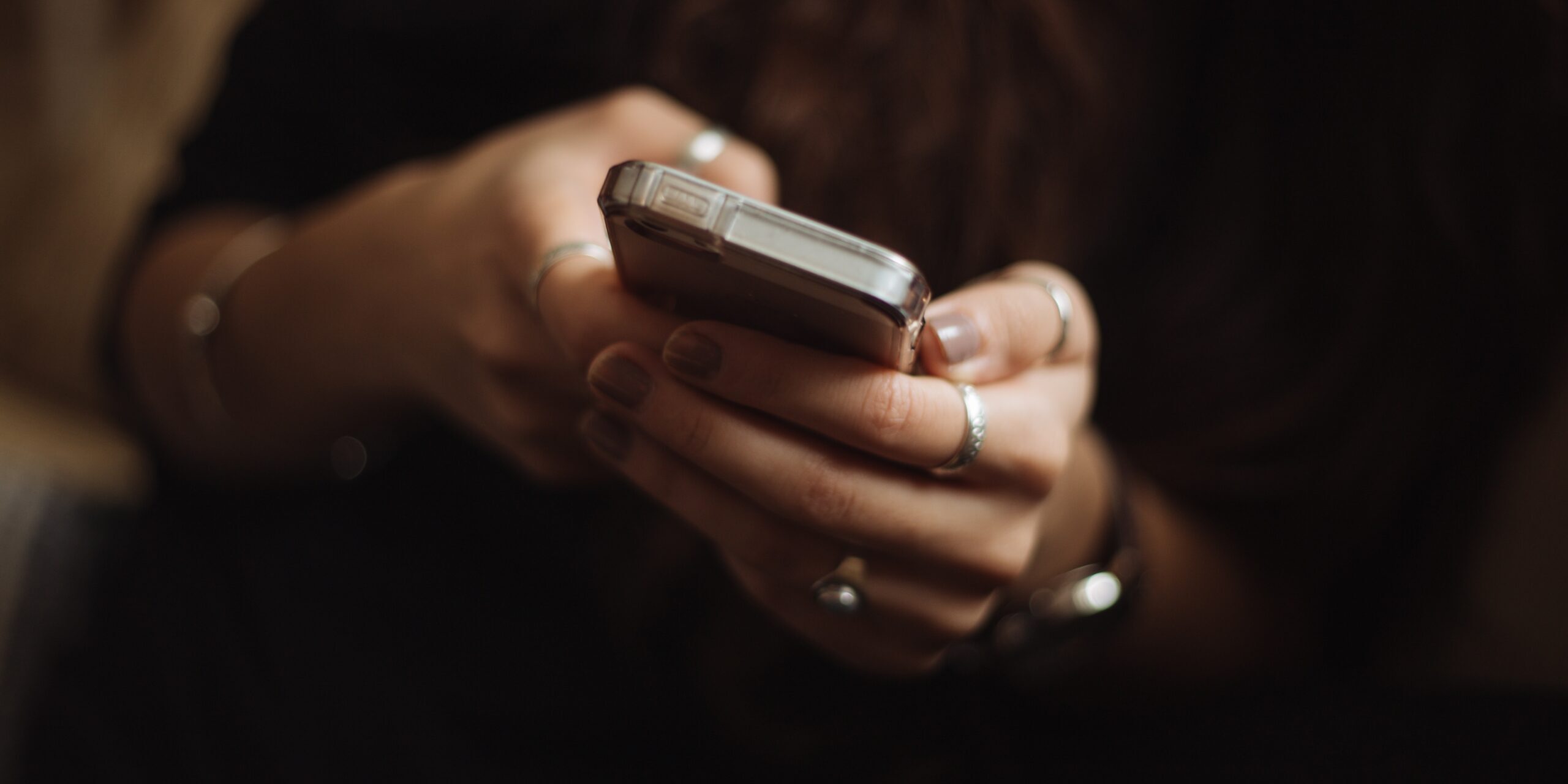 https://www.immuta.com/wp-content/uploads/2023/03/priscilla-du-preez-BjhUu6BpUZA-unsplash-scaled-e1680118285353.jpg