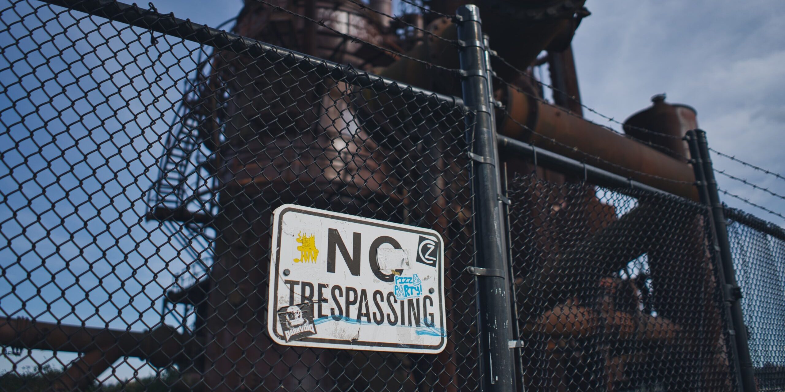 https://www.immuta.com/wp-content/uploads/2023/05/benjamin-massello-Cp6EQlnUn54-unsplash-scaled-e1684944066753.jpg